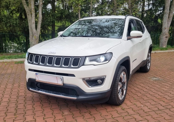 Jeep Compass cena 65900 przebieg: 101000, rok produkcji 2018 z Koło małe 379